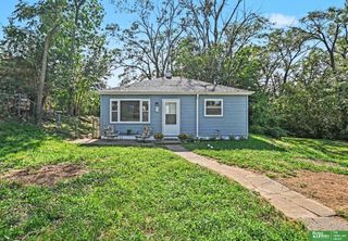 2214 N 39 Street, Omaha, NE 68111