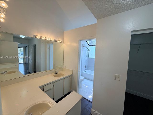 1818 Racquet Court, North Lauderdale, FL 33068