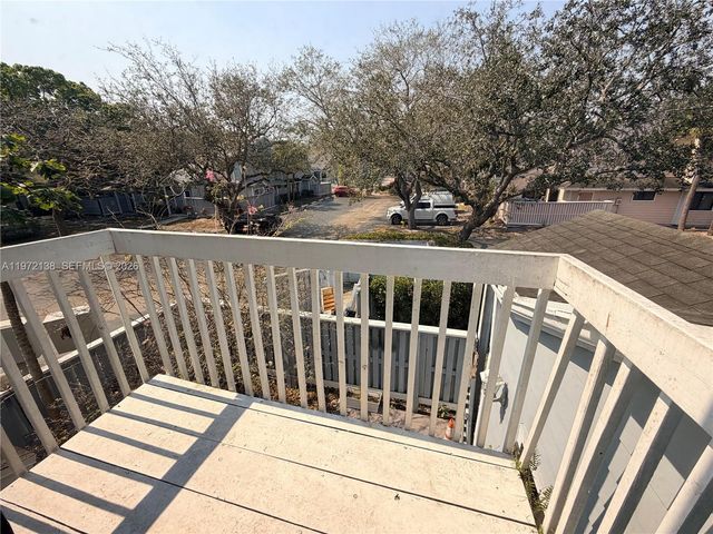 1818 Racquet Court, North Lauderdale, FL 33068