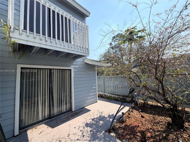 1818 Racquet Court, North Lauderdale, FL 33068