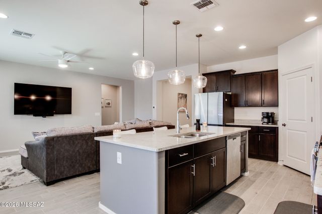 15462 S Camino Napo, Sahuarita, AZ 85629