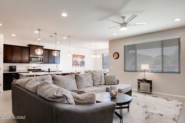 15462 S Camino Napo, Sahuarita, AZ 85629