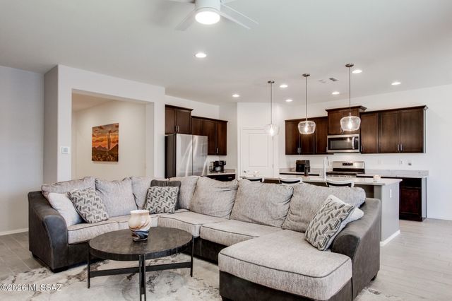 15462 S Camino Napo, Sahuarita, AZ 85629