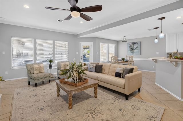 15642 Cuttysark St, Corpus Christi, TX 78418