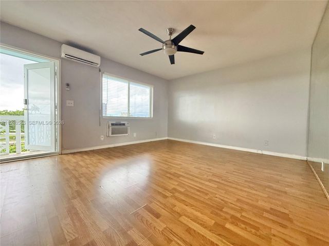 455 Golden Isles Dr 309, Hallandale Beach, FL 33009