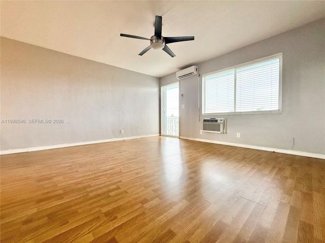 455 Golden Isles Dr 309, Hallandale Beach, FL 33009