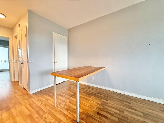 455 Golden Isles Dr 309, Hallandale Beach, FL 33009