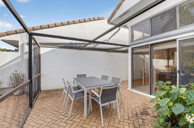 19629 Bay Cove Drive, Boca Raton, FL 33434