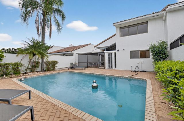 19629 Bay Cove Drive, Boca Raton, FL 33434