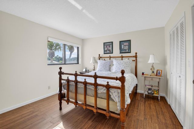 19629 Bay Cove Drive, Boca Raton, FL 33434