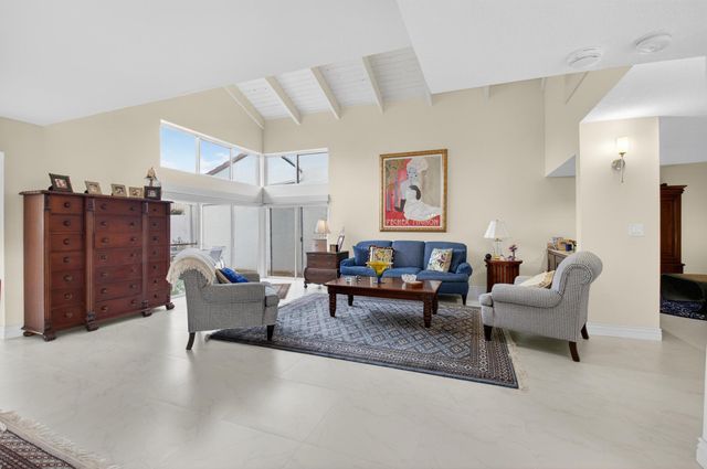 19629 Bay Cove Drive, Boca Raton, FL 33434