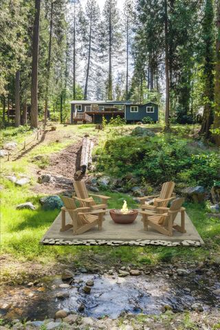 10878 Leecrest Ct, Nevada City, CA 95959