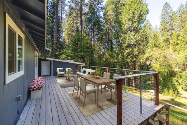 10878 Leecrest Ct, Nevada City, CA 95959