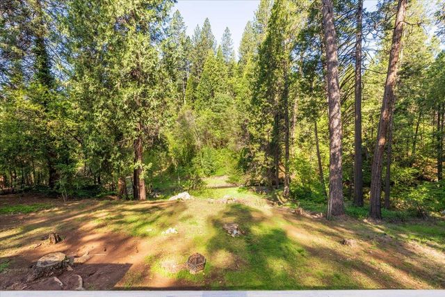 10878 Leecrest Ct, Nevada City, CA 95959