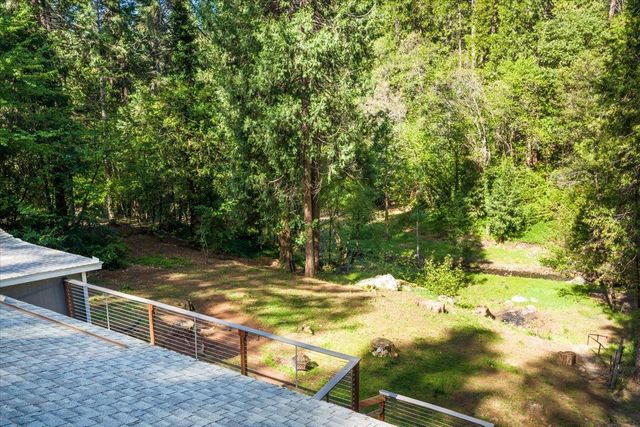 10878 Leecrest Ct, Nevada City, CA 95959