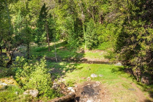 10878 Leecrest Ct, Nevada City, CA 95959