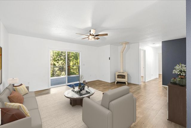 10878 Leecrest Ct, Nevada City, CA 95959