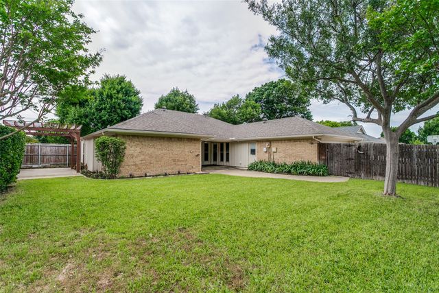1701 Amazon Drive, Plano, TX 75075