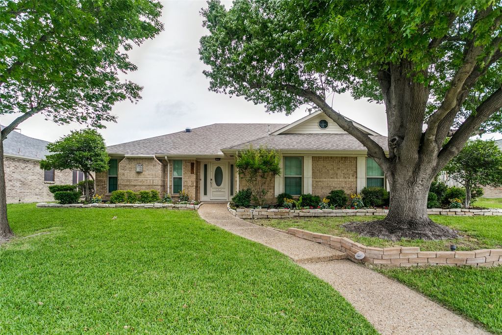 1701 Amazon Drive, Plano, TX 75075