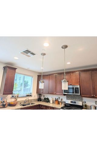 50 Driftwood Circle, Bay Point, CA 94565