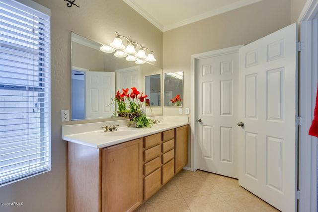 3766 E Constitution Court, Gilbert, AZ 85296