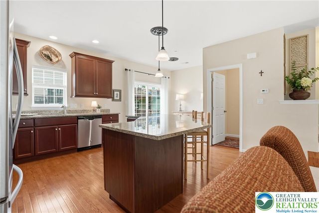 2223 Rising Hill Road, Whitehall Twp, PA 18052