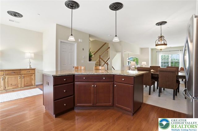 2223 Rising Hill Road, Whitehall Twp, PA 18052