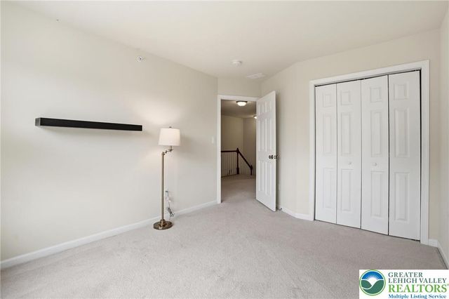 2223 Rising Hill Road, Whitehall Twp, PA 18052