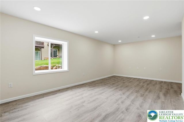 2223 Rising Hill Road, Whitehall Twp, PA 18052