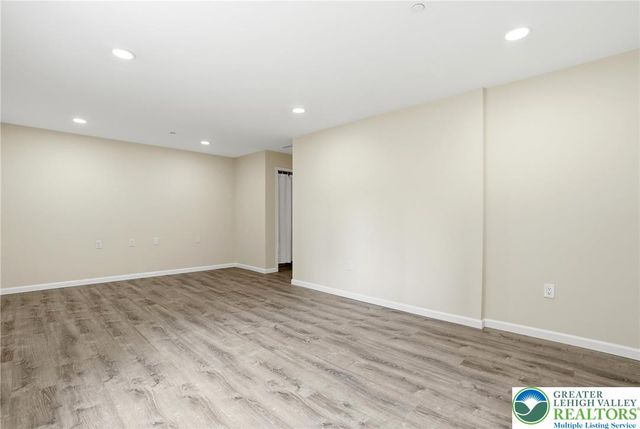 2223 Rising Hill Road, Whitehall Twp, PA 18052