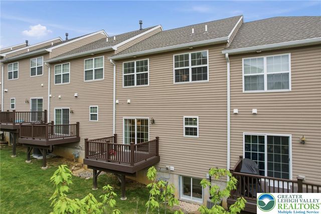 2223 Rising Hill Road, Whitehall Twp, PA 18052