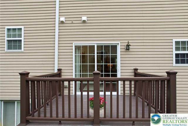 2223 Rising Hill Road, Whitehall Twp, PA 18052