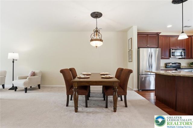 2223 Rising Hill Road, Whitehall Twp, PA 18052