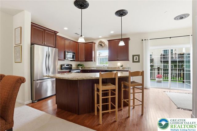 2223 Rising Hill Road, Whitehall Twp, PA 18052