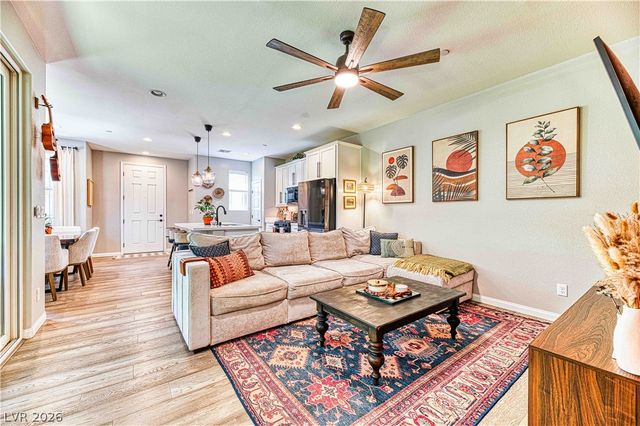 718 Cottonwood Hill Place, Henderson, NV 89011