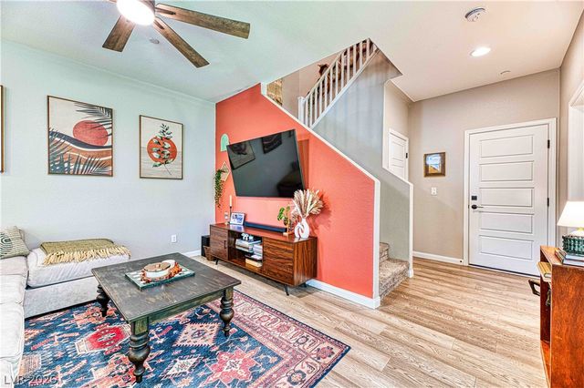 718 Cottonwood Hill Place, Henderson, NV 89011