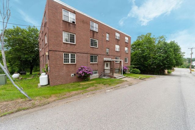 30 Beech St Apt 4C, Bristol, NH 03222