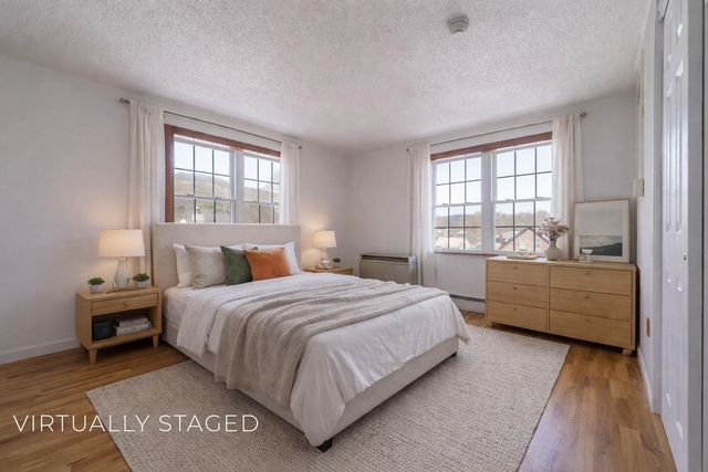 30 Beech St Apt 4C, Bristol, NH 03222