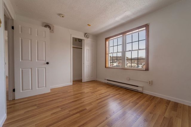 30 Beech St Apt 4C, Bristol, NH 03222