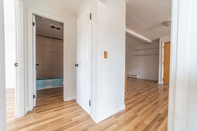 30 Beech St Apt 4C, Bristol, NH 03222