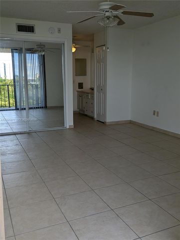 16751 NE 9th Ave 408, North Miami Beach, FL 33162