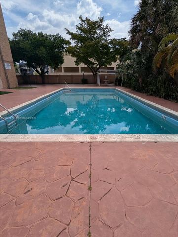 16751 NE 9th Ave 408, North Miami Beach, FL 33162