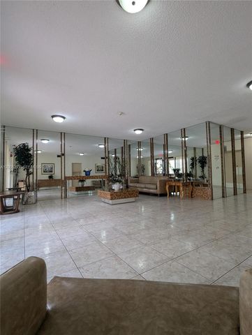 16751 NE 9th Ave 408, North Miami Beach, FL 33162