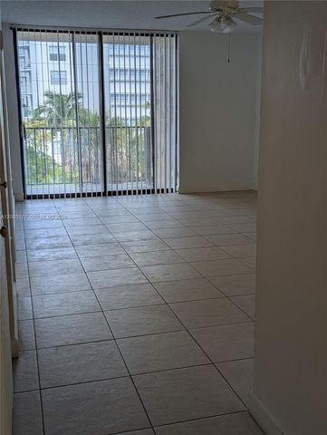 16751 NE 9th Ave 408, North Miami Beach, FL 33162