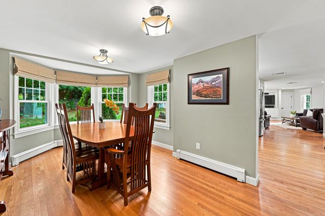 106 N Hancock St, Lexington, MA 02420