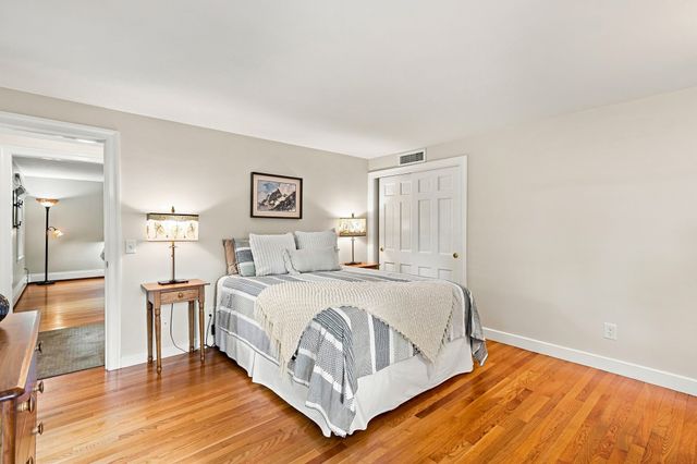 106 N Hancock St, Lexington, MA 02420