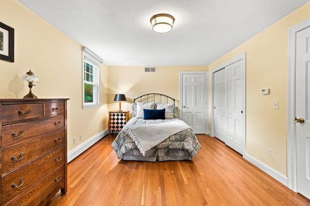 106 N Hancock St, Lexington, MA 02420