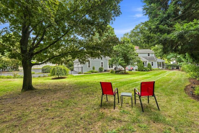 106 N Hancock St, Lexington, MA 02420