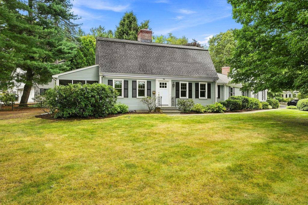 106 N Hancock St, Lexington, MA 02420