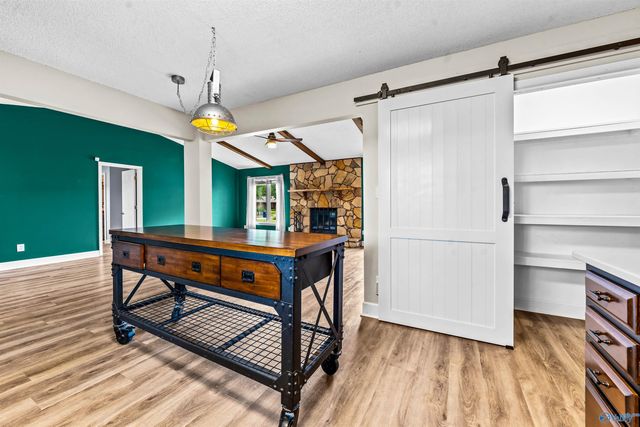 1009 Kinsey Drive SE, Huntsville, AL 35803